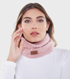cuello nebula montagne en internet