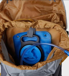 Mochila Cyclone 40 Lts montagne - tienda online