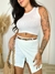 Shorts Saia alfaiataria com cinto e fenda frontal - comprar online