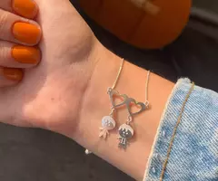 Colar coração + 2 bonequinhos