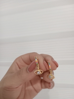 Aritos Dorados con Ojo Protector