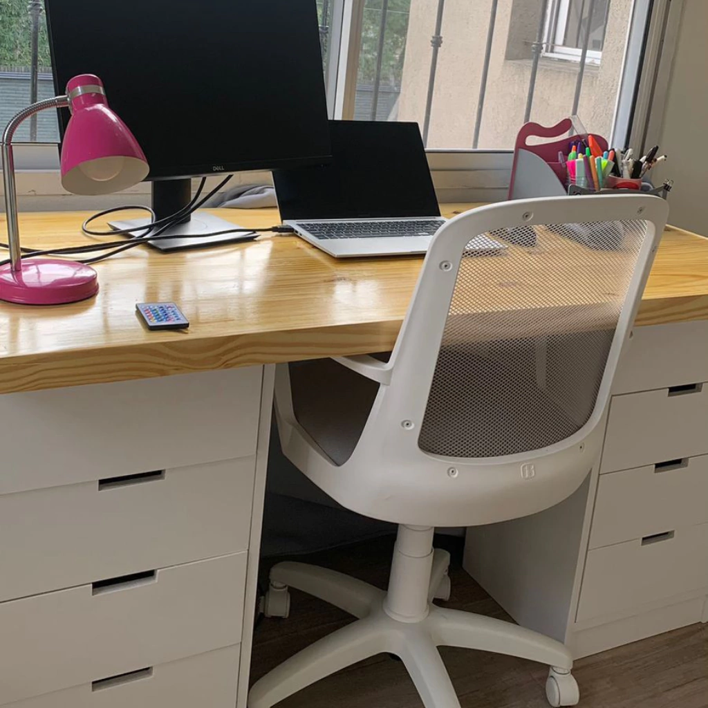 Escritorio de doble cajonera