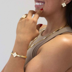 Bracelete Trevo Off White - la soar
