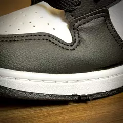 Nike Dunk Preto e Branco na internet