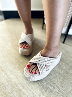 Salto Plataforma Cordas - comprar online