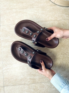 Chinelo de Dedo com Aplicação Boho - comprar online