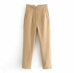 PANTALON DE VESTIR CON PINZAS en internet