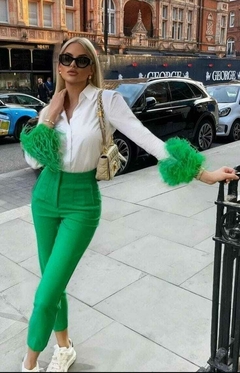 PANTALON DE VESTIR CON PINZAS