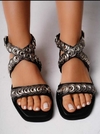 SANDALIAS