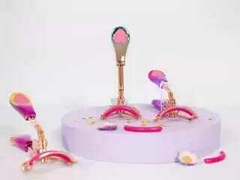 AQUEADOR METAL CORAZON - REBECA SHOWROOM 