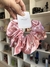Scrunchie com perolas