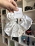 Scrunchie com perolas na internet