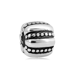 Charm Bola