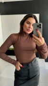 Body Marrom