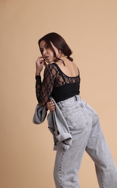 Blusa em Renda