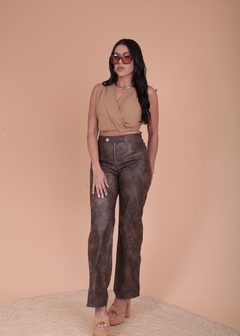 Calça em courino - comprar online