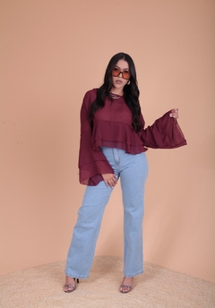Blusa Heloisa na internet