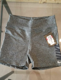 calza deportiva nike talle 3