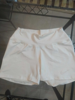calza cremita talle 4
