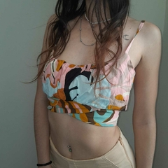 tops floreados