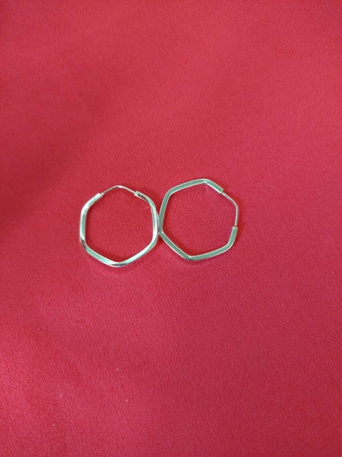 Argola Hexágono em prata 925