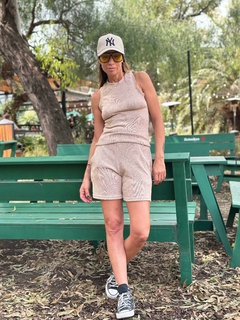 Short Meli en internet
