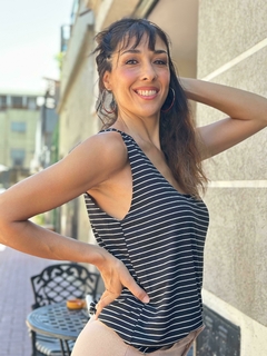 Musculosa Texas rayada en internet