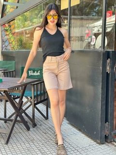 Musculosa Anaí en internet