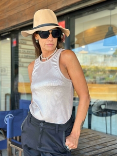 Musculosa Nina