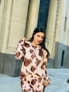 Buzo Sharon sublimado vaca - tienda online