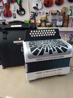 ACORDEON HOHNER COMPADRE FA BLANCO