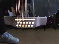 DOCEROLA DEVISER ELECTROACUSTICA CON BRIDGE DR Y AFINADOR INTEGRADO en internet