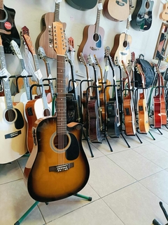DOCEROLA SEGOVIA ELECTROACUSTICA CON BRIDGE DR Y CUERDAS PARES SUNBURST