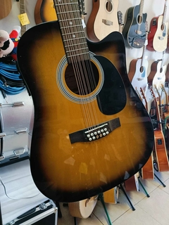 DOCEROLA SEGOVIA ELECTROACUSTICA CON BRIDGE DR Y CUERDAS PARES SUNBURST - tienda en línea