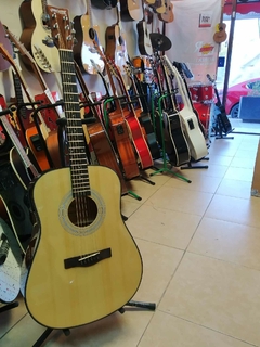 GUITARRA MCCARTNEY ELECTROACÚSTICA TEXANA F600 CON AFINADOR