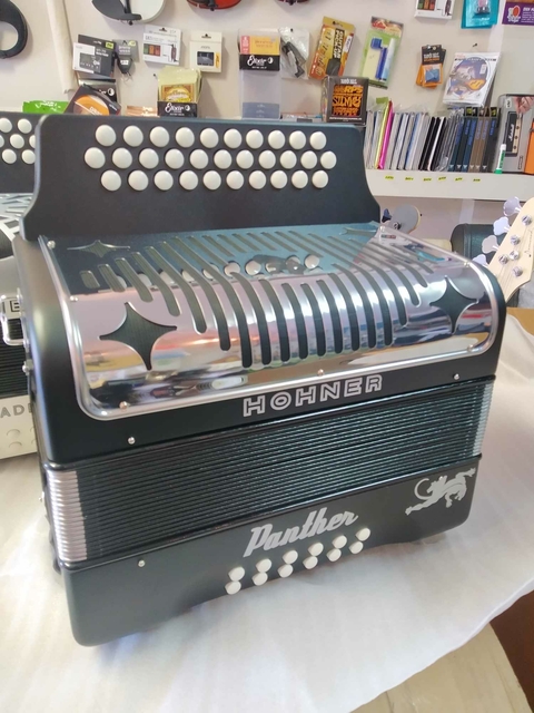 ACORDEON HOHNER PANTHER