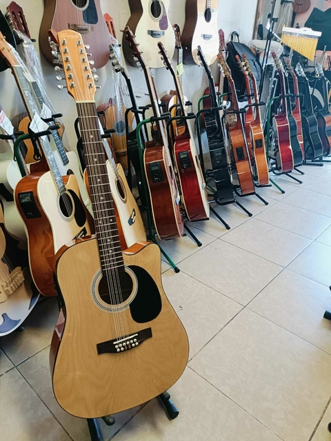 DOCEROLA SEGOVIA SGD20EC CON BRIDGE DR Y CUERDAS PARES NATURAL