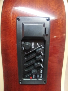 Docerola Segovia SGC12 Natural con Bridge Dr. y cuerdas pares - ROBERTMAN MUSIC