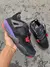 Jordan 4 - Preto e Roxo