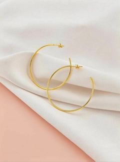 BRINCO ARGOLA FINA | BANHADO A OURO 18K
