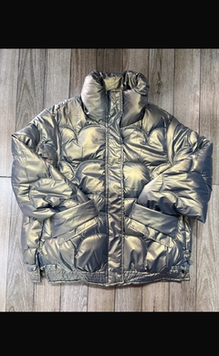 Puffer brillosa oferta - comprar online