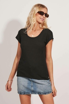 REMERA KEILA - GONNES