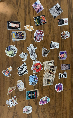 Stickers 8cm Aprox en internet