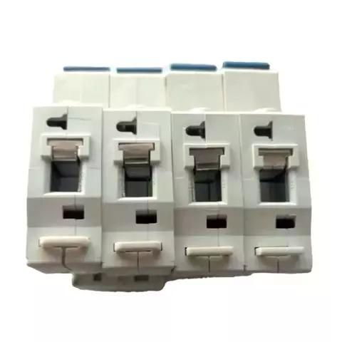 Disjuntor Termomagnético Guepar - comprar online