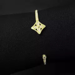 Bracelete Blossom Twist Cravejado 3,1mm (Ajustável) (10g) (Banho Ouro 24k) na internet