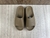 Adidas Yeezy Slide ''Core'' na internet