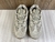 Adidas Yeezy Boost 500 ''Taupe Light'' na internet