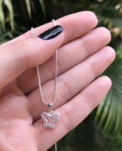 Gargantilha de borboleta cravejada - comprar online