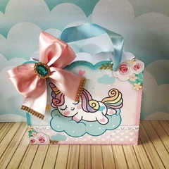 KIT DE FIESTA PERSONALIZADO UNICORNIO