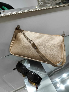033 Cartera cuero tira de cadenas